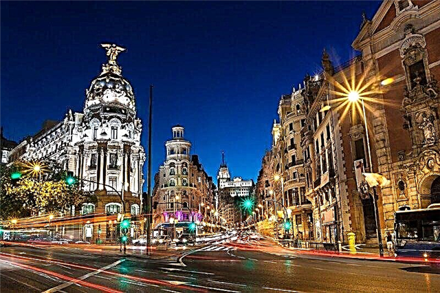 Gran Vía, qendër tregtare dhe argëtuese e Madridit