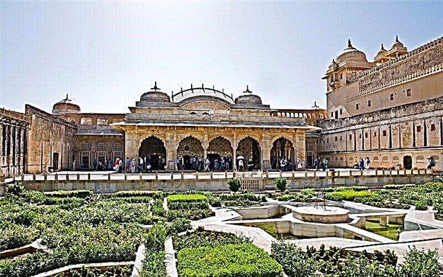 Li Hindistanê rêberê bajarokê Agra