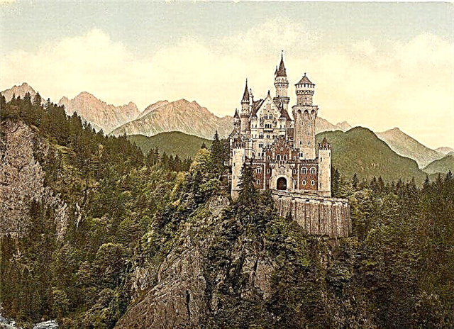 Neuschwanstein Castle oswa ki jan Ludwig II te fè rèv li rive vre