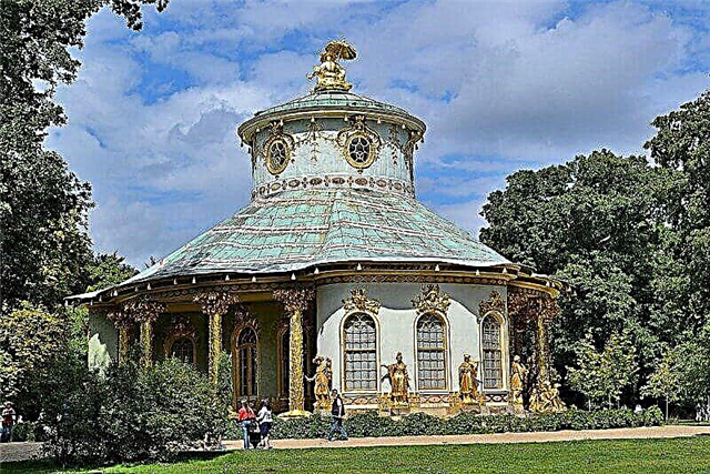 Sanssouci - serapa sa boikhathollo le ntlo ea borena Potsdam