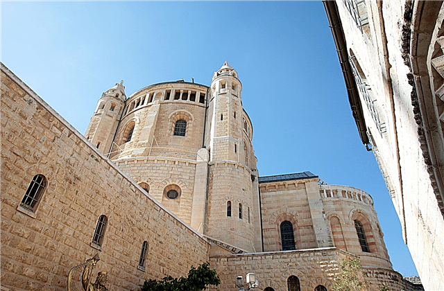 کوه صهیون در اورشلیم یک مکان مقدس برای هر یهودی است