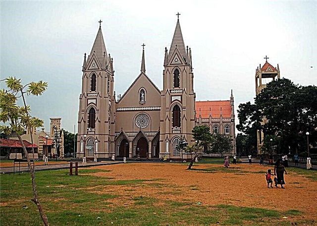 Negombo é unha gran cidade turística de Sri Lanka