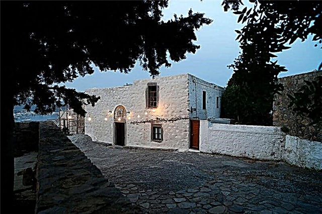 Patmos - greka insulo kun religia spirito